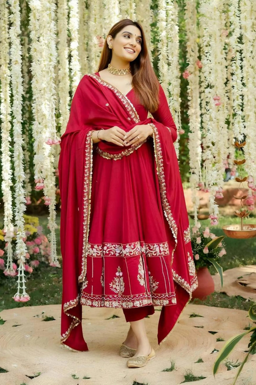 RED WEDDING WEAR HEAVY EMBROIDERED ANARKALI SUIT – Fabvilla