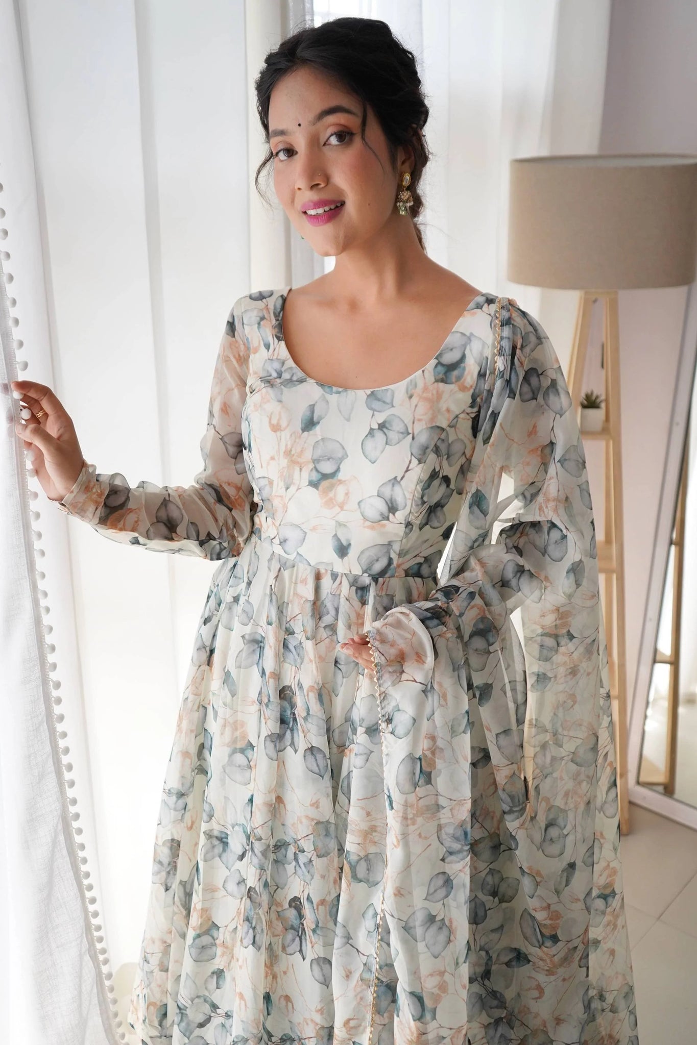 STAY STYLISH AND ELEGANT WITH OUR READY-TO-WEAR OFF-WHITE ANARKALI