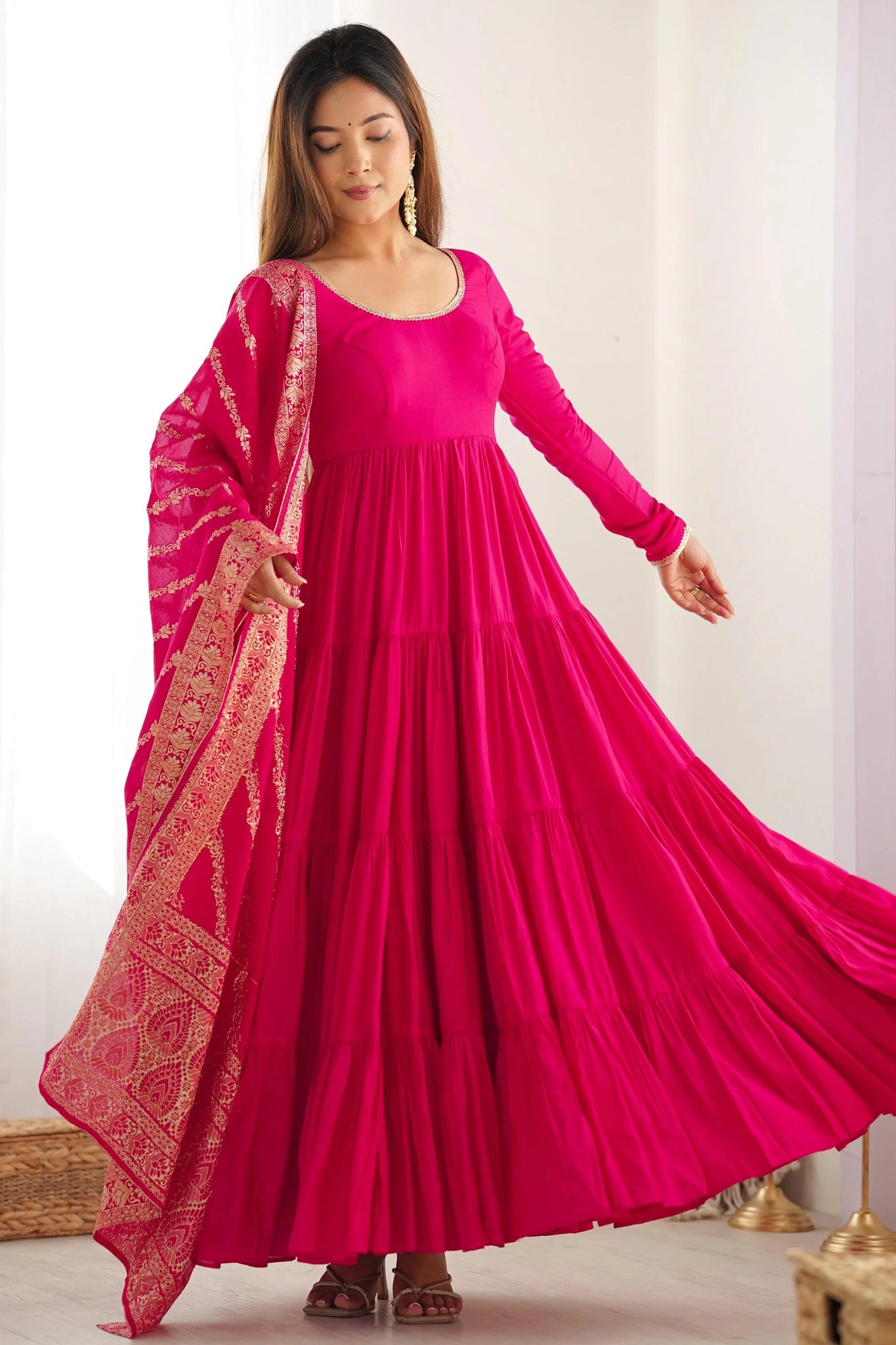 ELEGANT ROMAN SILK CHANDERI ANARKALI SUIT SET WITH BANARASI JACQUARD DUPATTA