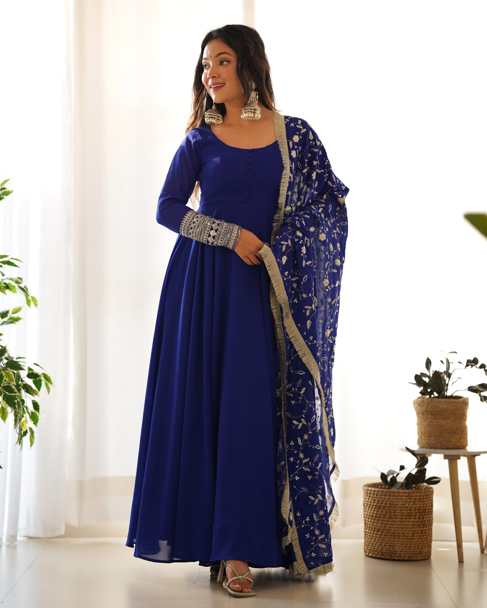 DAZZLING BLUE GEORGETTE GOWN SOPHISTICATED EMBROIDERED DETAIL