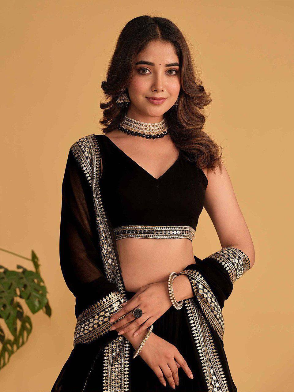black lehengacholi