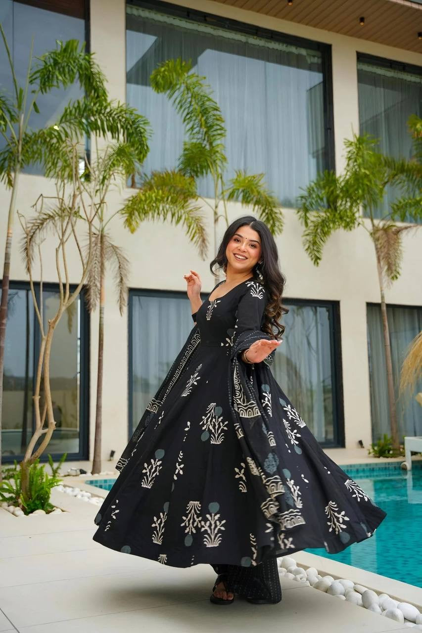 MYSTIC BLACK COTTON SUIT SET