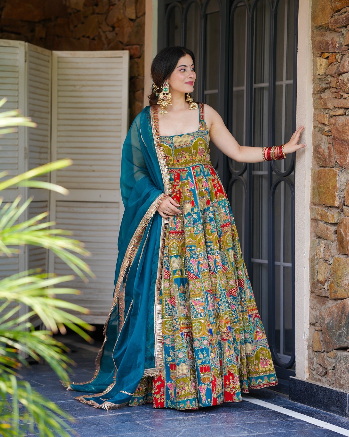 DESIGNER LOOK COLORFULL CREPE SILK BASE HEAVY MAXI SET