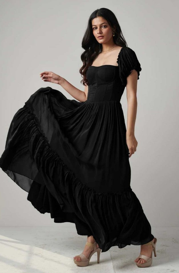 WOMEN'S SWEETHEART NECK TIERED MAXI DRESS – ELEGANT & FLOWY STYLE