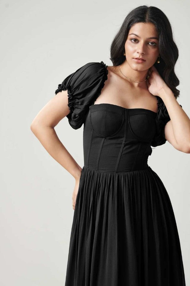 WOMEN'S SWEETHEART NECK TIERED MAXI DRESS – ELEGANT & FLOWY STYLE