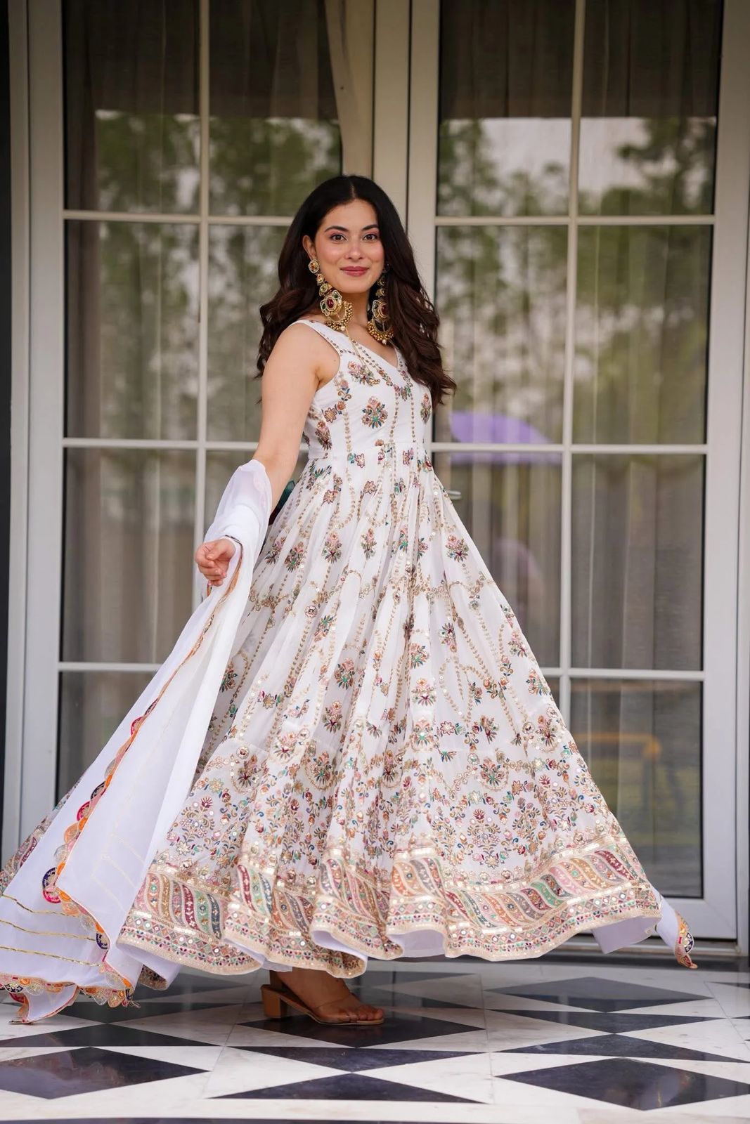 PREMIUM ISHNOOR HEAVY MAXI SET FOR A ROYAL STATEMENT LOOK