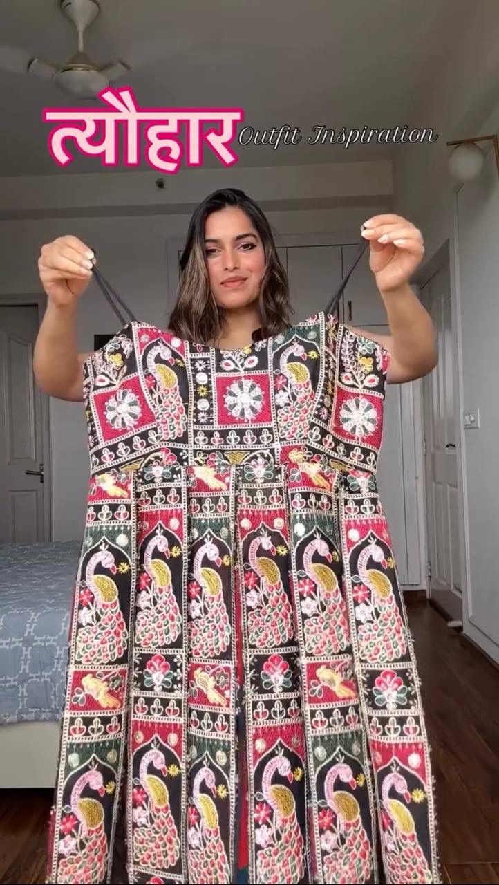 PREMIUM NAVRATRI COLLECTION – TRENDY 3-PIECE ETHNIC SET