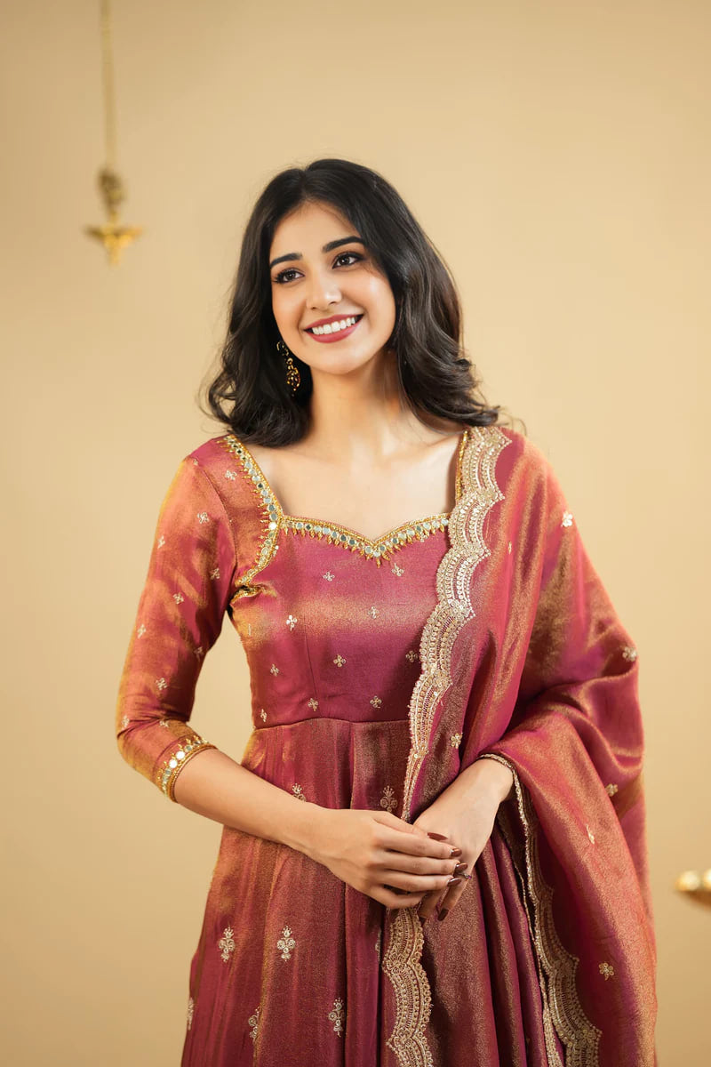 ELEGANT COSMO SLIT ANARKALI PREMIUM SUIT SET