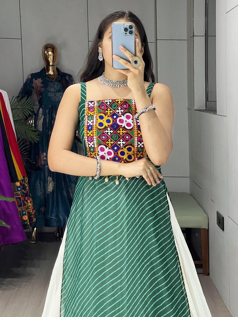 NAVRATRI SPECIAL LEHERIYA PRINT KURTIS WITH TRADITIONAL LEHENGA SET