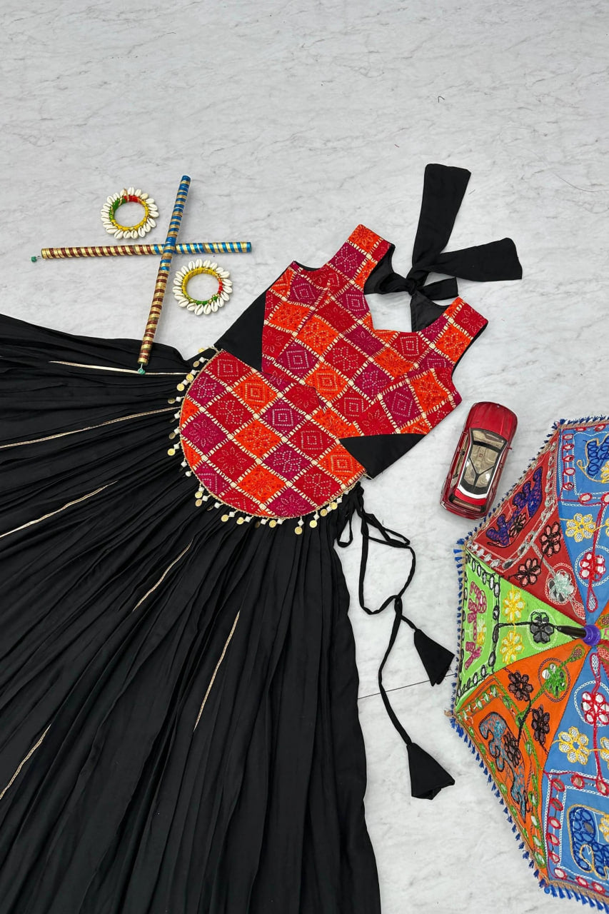 BLACK 6-METER FLAIR COTTON LEHENGA CHOLI