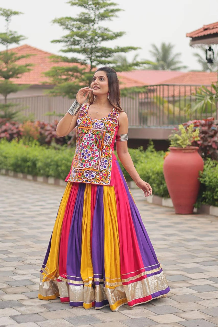 COLORFUL GAMTHI WORK CHANIYA CHOLI
