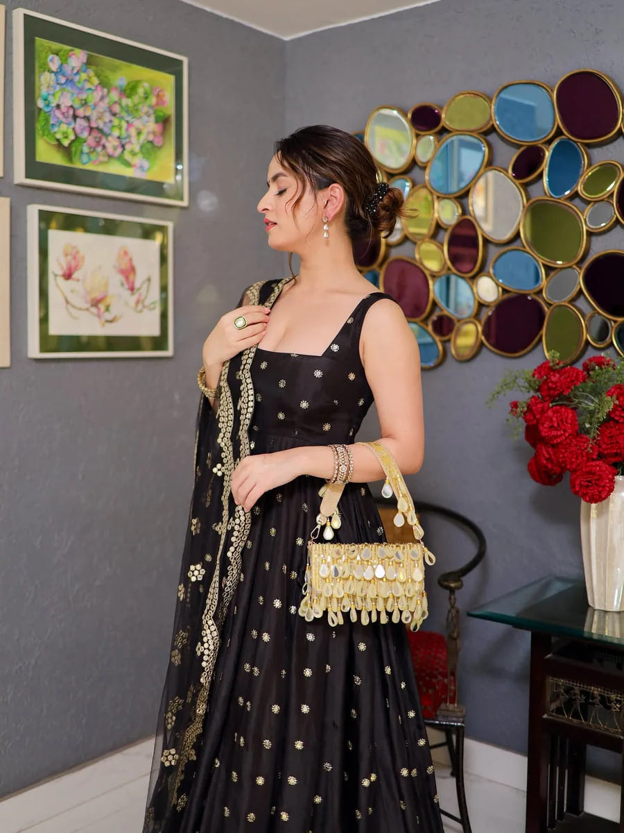 AADHYA BLACK PREMIUM ROYAL ELEGANT SUIT SET – TIMELESS CLASS