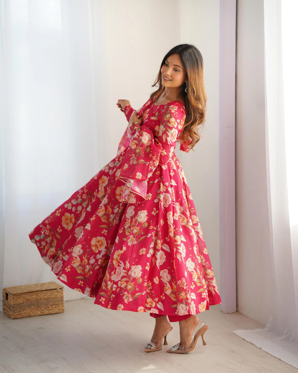 PINK PURE SOFT ORGANZA ANARKALI SUIT SET WITH HUGE FLAIR, DUPATTA & PANT
