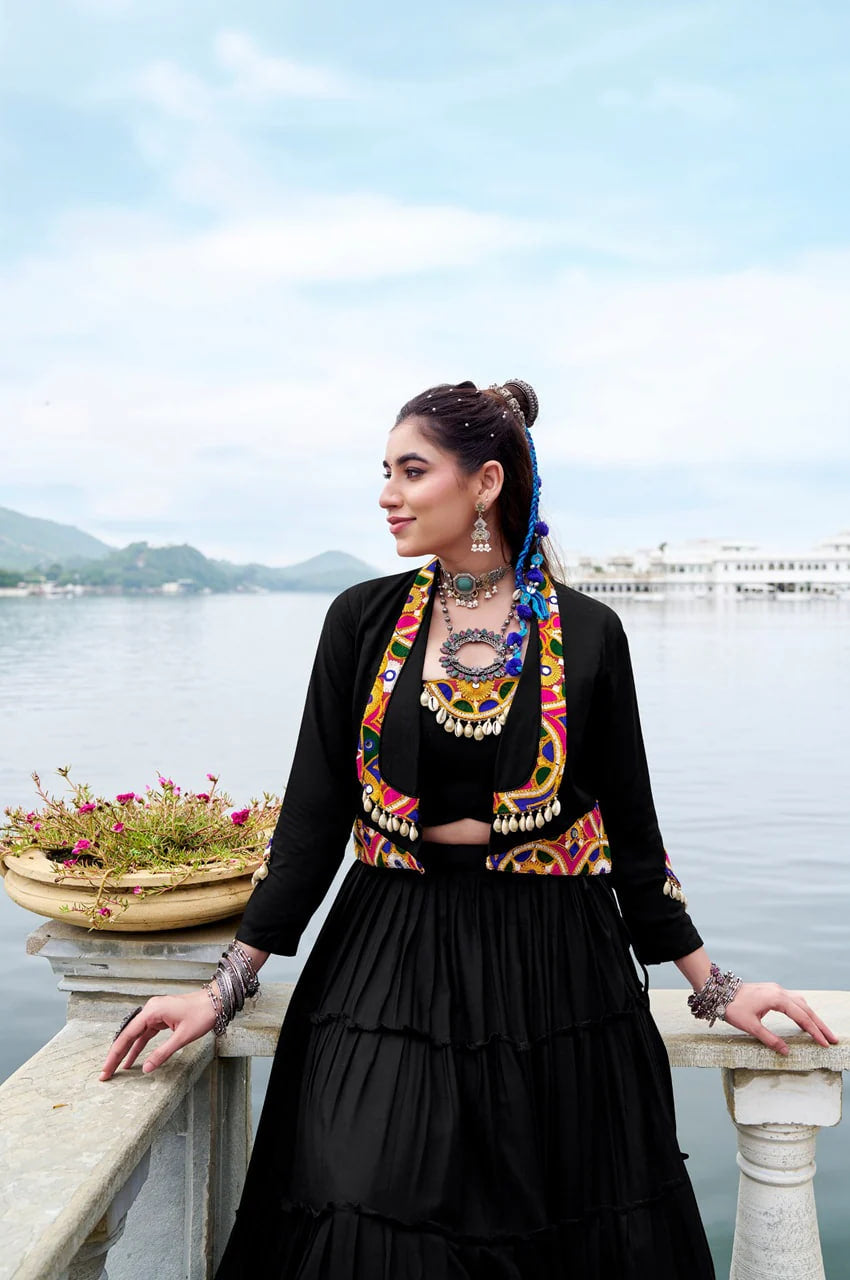 BLACK TRADITIONAL CHANIYA CHOLI WITH MIRROR WORK KOTI