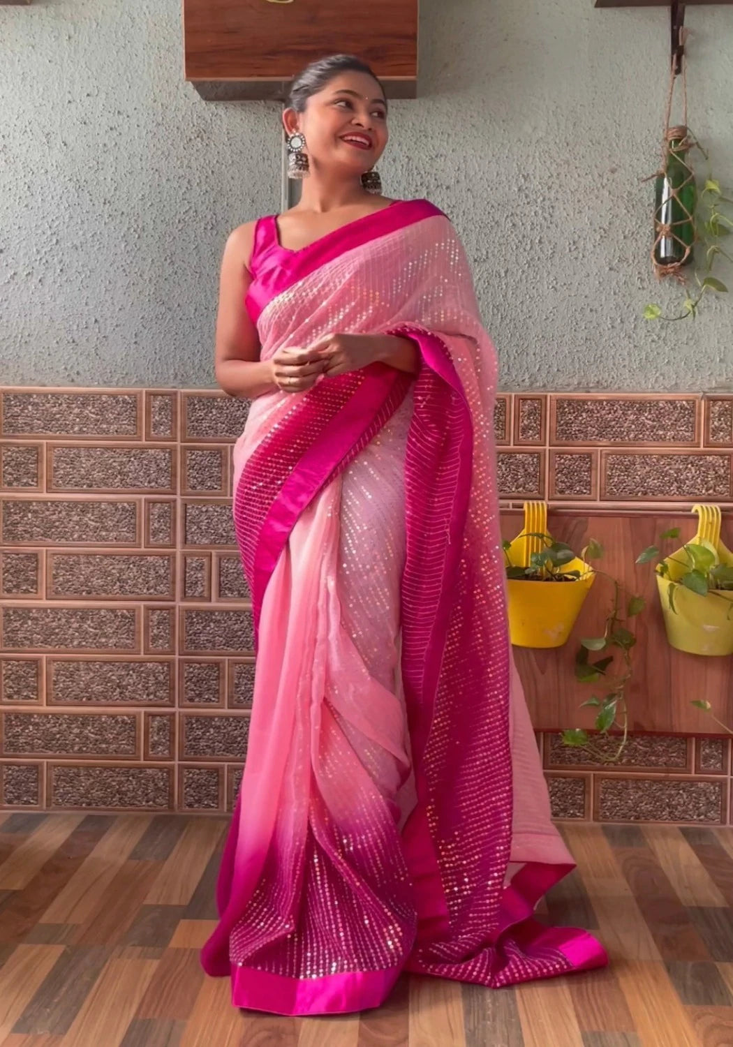 pink shading saree