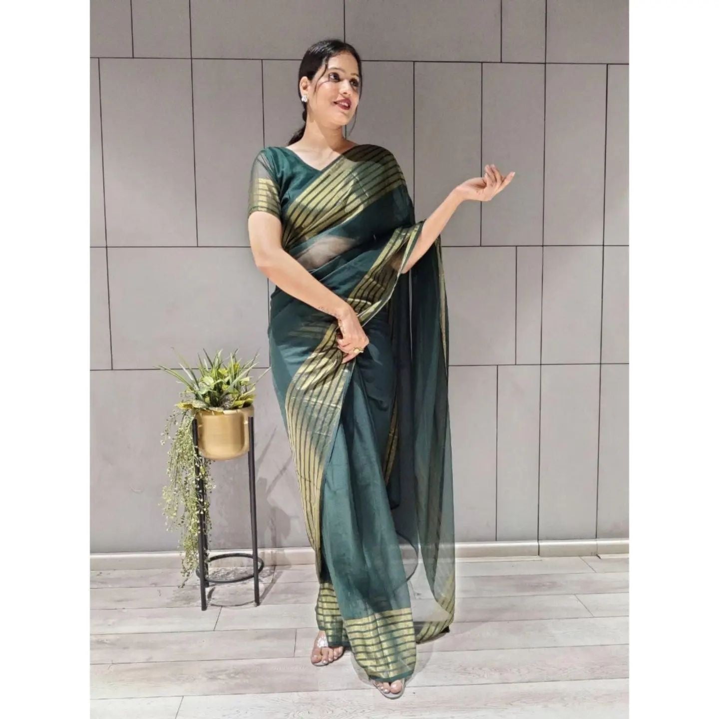 Ready To Wear Chiffon Saree With Metal Belt at Rs 1799.00